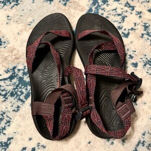 Pink/Navy Strap Chacos